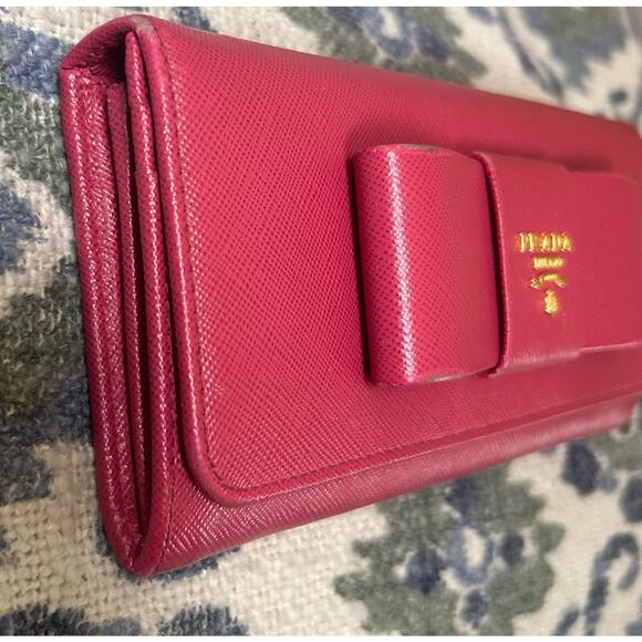 Authentic Prada Ribbon Continental Saffiano Leather Wallet in Pink w/COA - Picture 2 of 16